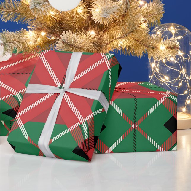 Red Green Plaid Pattern Wrapping Paper (Holidays)