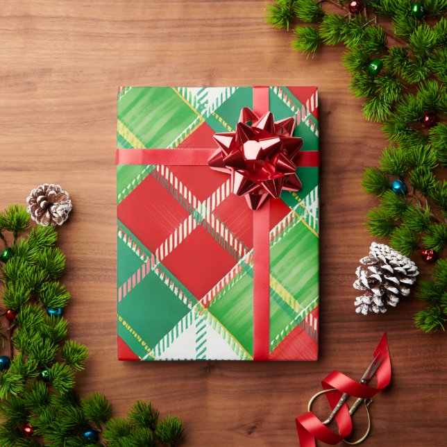 Red Green Plaid Pattern Wrapping Paper (Holiday Gift)