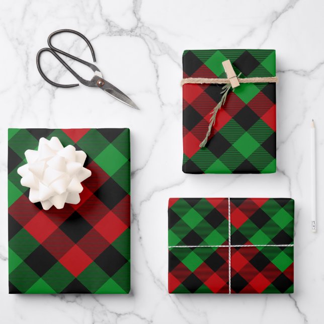 Red & Green Quilt Buffalo Plaid Holiday Wrapping Paper Sheet (Front)