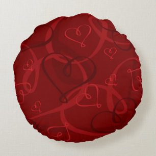 Red heart pattern round pillow