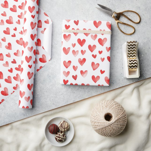 Red Hearts Wrapping Paper (Crafts)