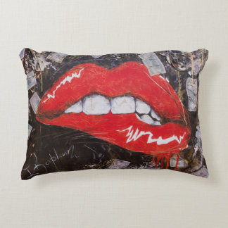 Red lips accent pillow