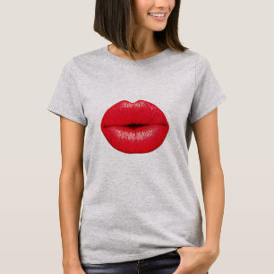 Red Lips lipstick pop art kiss T-Shirt