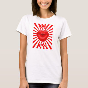 Red lips solar rays big kiss T-Shirt
