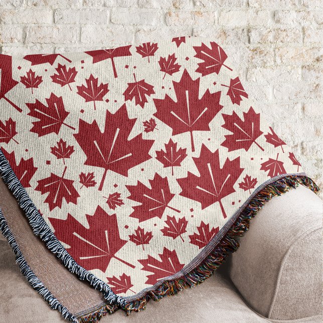 Red Maple Leaves Pattern Throw Blanket (Creator Uploaded)