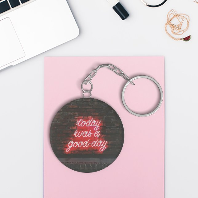 Red neone signage keychain (Red neone signage keychain)