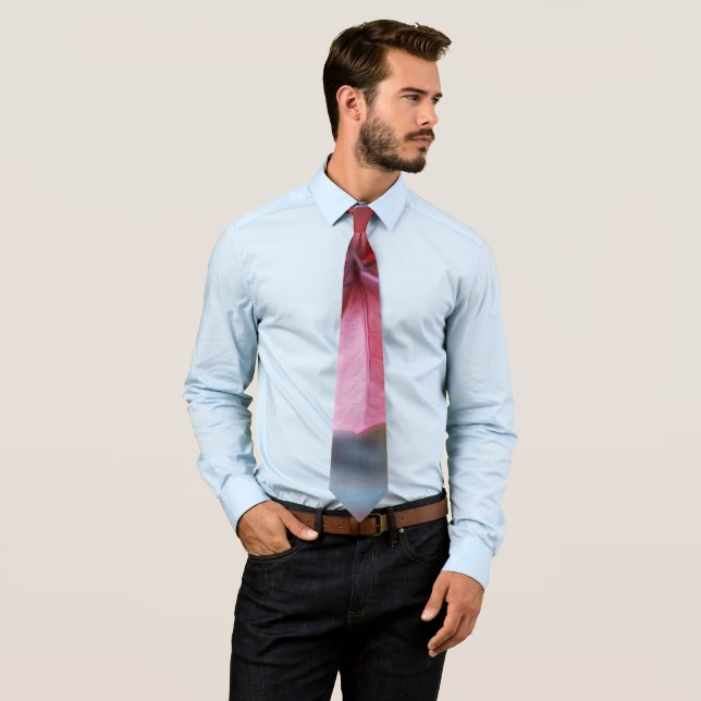 Red of autumn tie (In Situ)