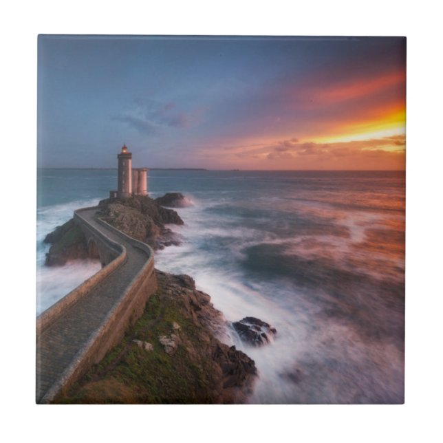 Red of Pleasure Tile (Front)