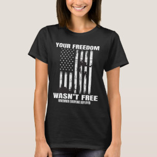 Red On Fridays Military Veteran Patriotic American T-Shirt