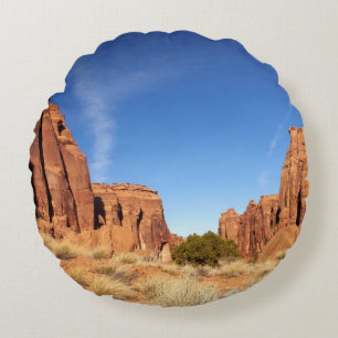 Red Rock Canyon Round Pillow