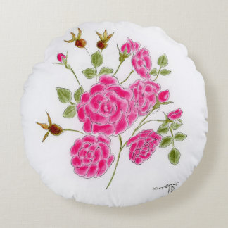 Red roses round pillow