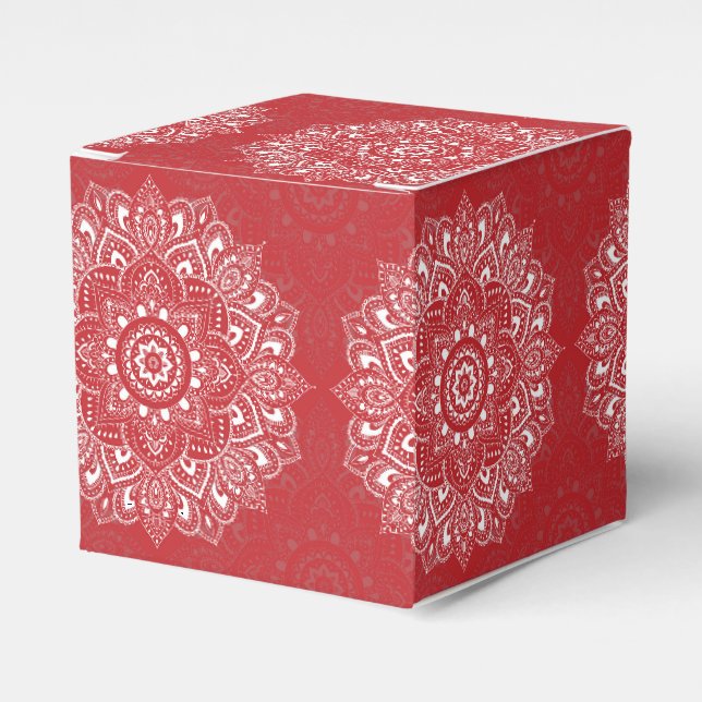 Red spiritual Indian mandala pattern Favor Box (Front Side)
