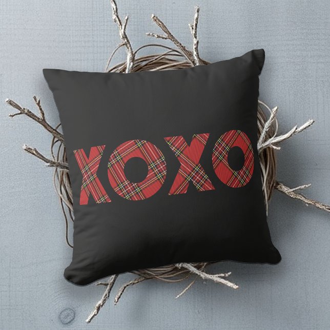 Red Tartan Christmas Pattern Outdoor Pillow (Creator Uploaded)