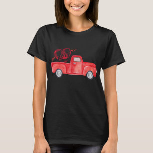 Red truck with buffalo plaid heart arrow love Vale T-Shirt