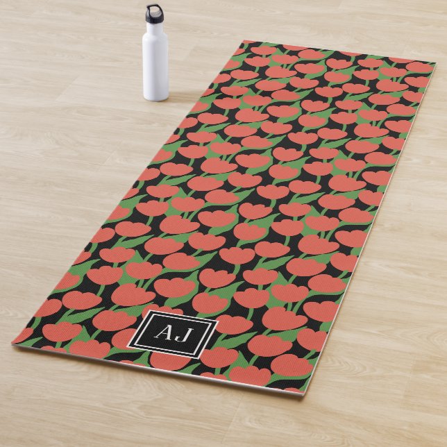 Red tulips retro, personalized  yoga mat (In Situ)