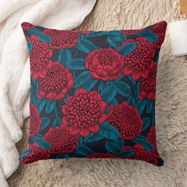 Red waratah flowers throw pillow (Blanket)