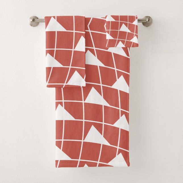 Red White Checks Plaid Triangle Pattern Bath Towel Set (Insitu)