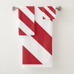 Red White Diagonal Stripes Pattern Bath Towel Set