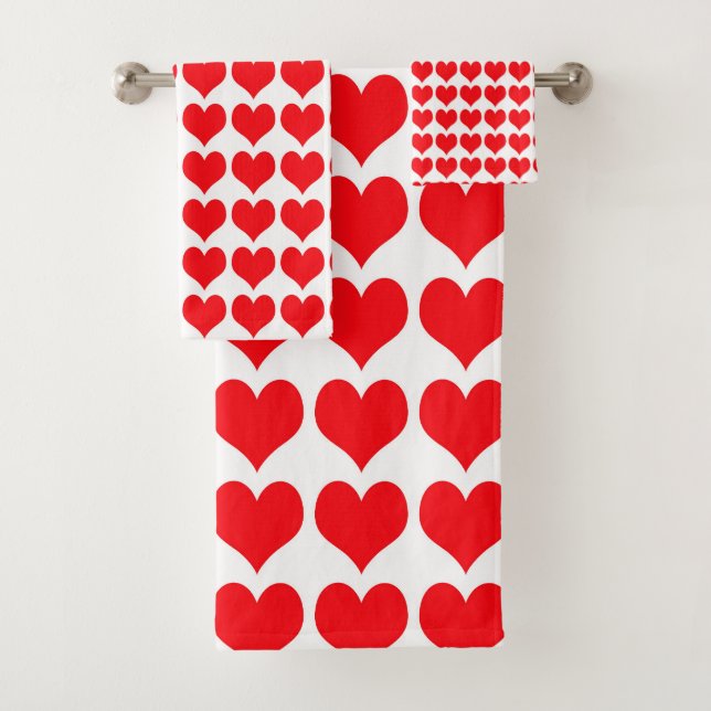 Red White Hearts Pattern Bath Towel Set (Insitu)