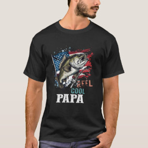 Reel Cool Papa Camouflage American Flag Father's D T-Shirt