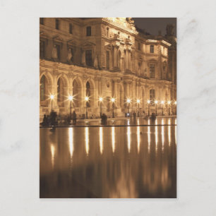 Reflecting pool at the Louvre, Paris, France Postcard