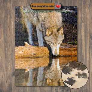 Réflexion du loup solitaire dans le puzzle de cass