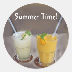 Refrescos fot a Summer Day Classic Round Sticker