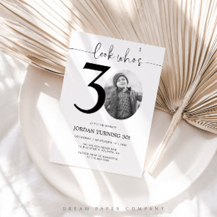 Regarde qui a 30 ans Invitation photo pour les 3