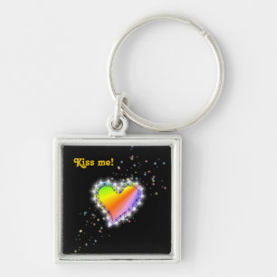 Regenbogen-Herz mit Sternchen auf schwarz Keychain