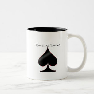 Reine de tasse de pelles