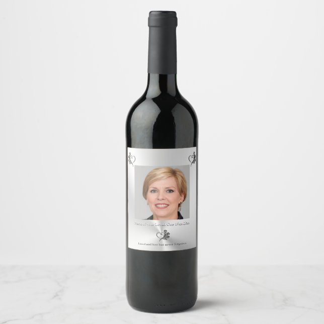 Remembrance for Loved One, Heart and Roses, Photo Wine Label (Front)