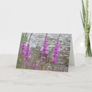 Remerciements Carte blanche avec de grandes fleurs roses près de