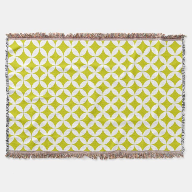 Repeat circle quarters style lime pattern throw (Front)
