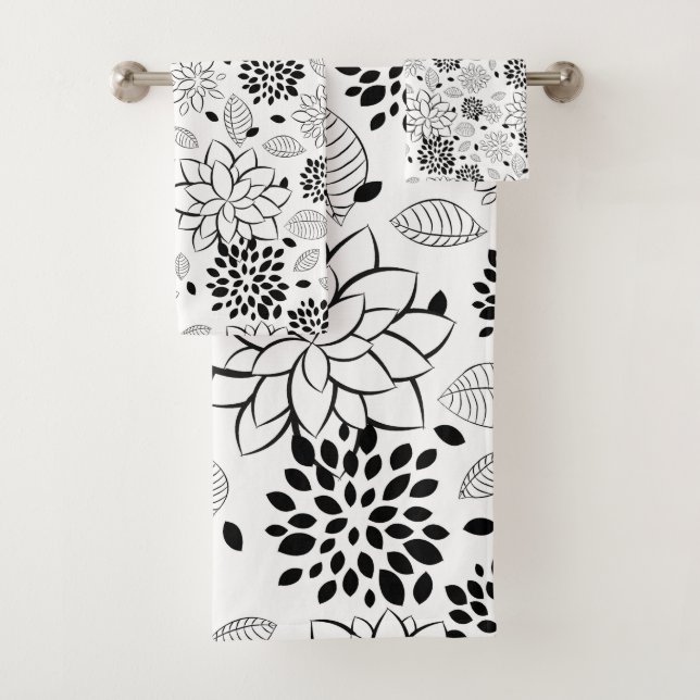 Repeating Black and White Flower Pattern Bath Towel Set (Insitu)