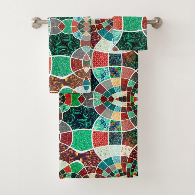 Repetition of images with slight fractal effect bath towel set (Insitu)