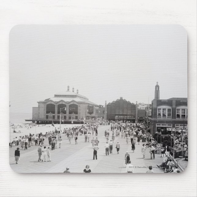 Resort tourists on esplanade mouse pad (Front)