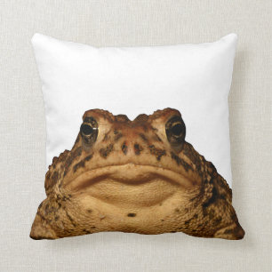Rest with a toad! throw pillow