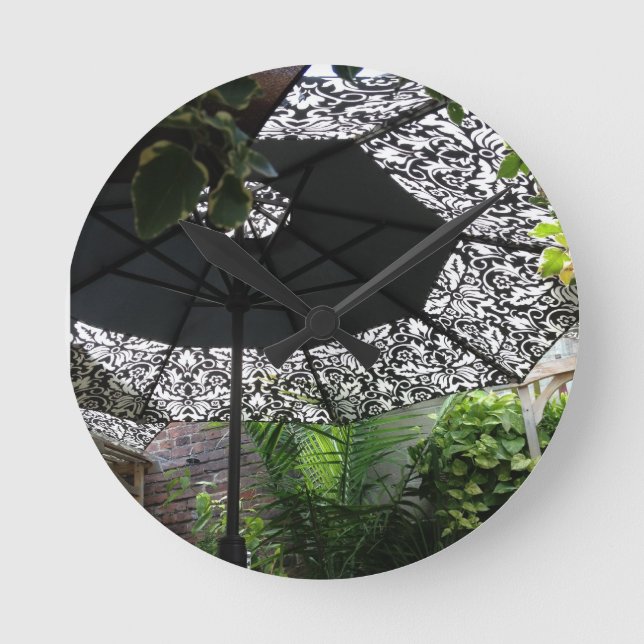 RESTAURANT THAÏLANDAIS PARAPLUIE / HORLOGE DE SCÈN (Recto)