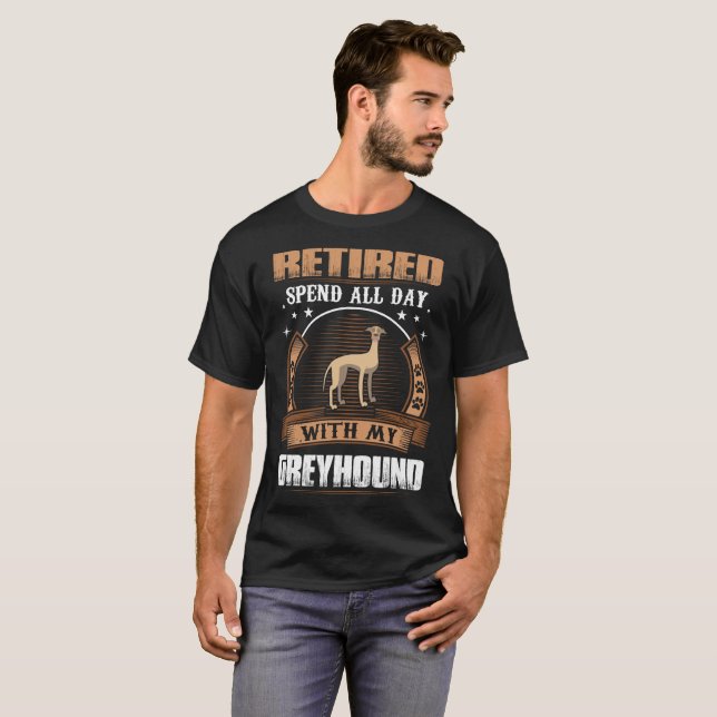 Retiré dépensez la journée entière avec le T-shirt (Devant entier)