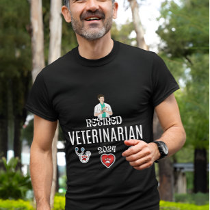 Retired Veterinarian 2024 Animal Doctor Vet Funny  T-Shirt