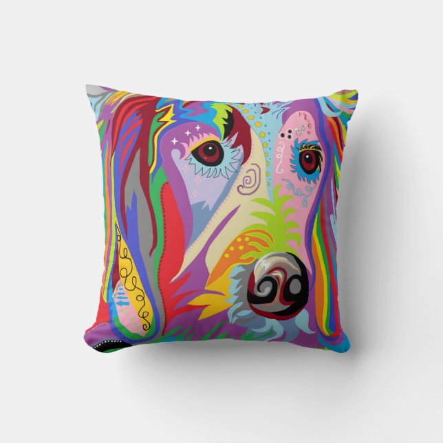 Retriever Throw Pillow (Front)