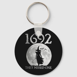 Retro 1692 They Missed One Witch Salem 1692 Hallow Keychain