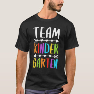 Retro 1St Grade Teacher Back To School First Grade T-Shirt