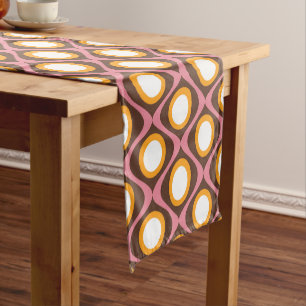 Retro 70s circular wavy pattern short table runner