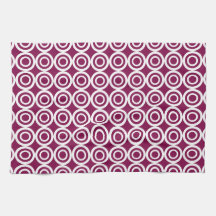 Retro 70s Concentric burgundy Circles
