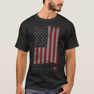 Retro American Flag Motor Boating Gift For Boater T-Shirt