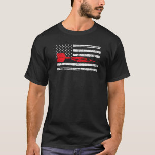 Retro American Flag Throw Darts For Dart Player M T-Shirt