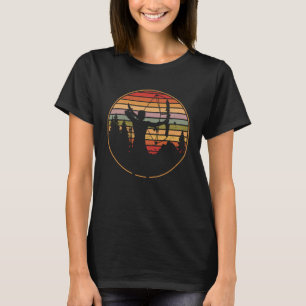Retro Archery Girl Sports Archer Hunter Bowwoman T-Shirt