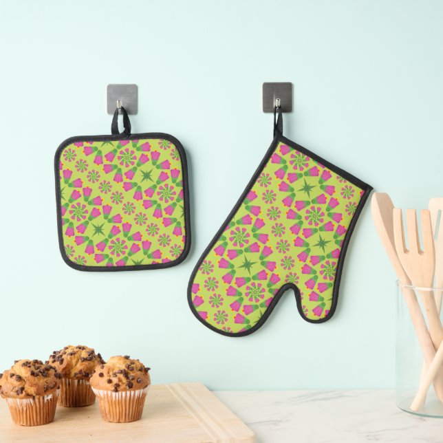 Retro Bell Flower Mandalas  Oven Mitt & Pot Holder Set (Insitu(Hanging))