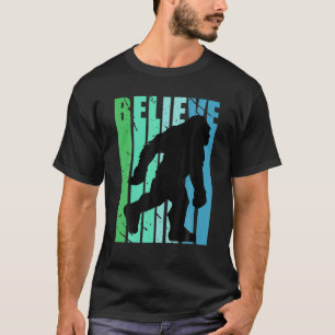 Retro Bigfoot Believe Yeti Green Bigfoot Vintage D T-Shirt